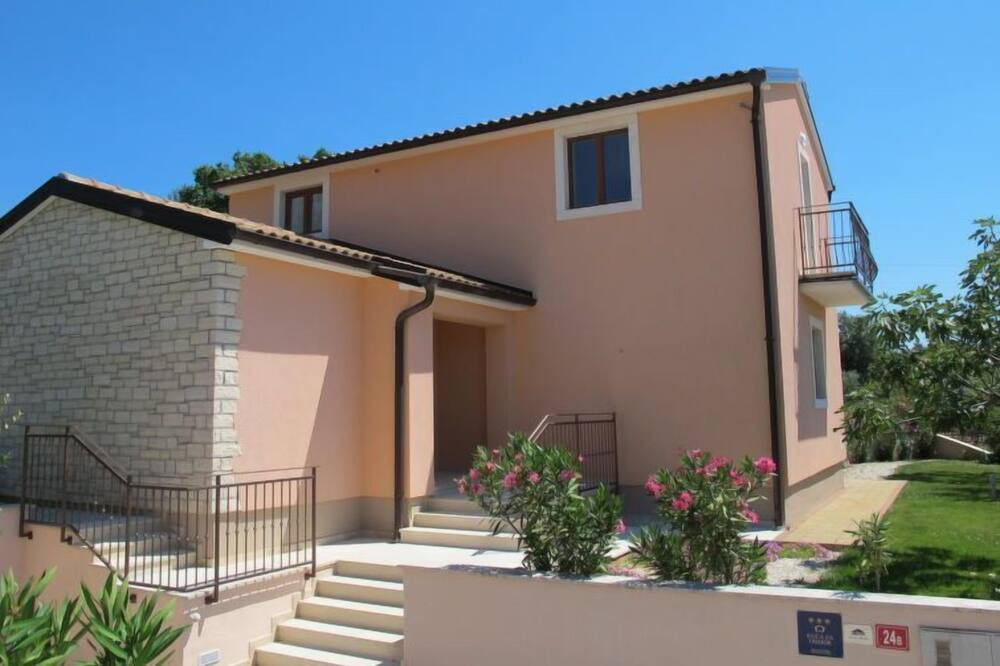 Photo of Outdoor in Mofardini