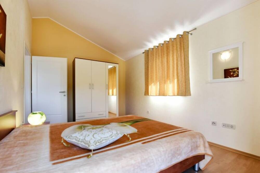 Photo of Bedroom in Mofardini