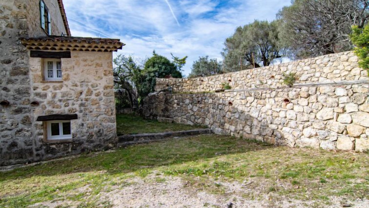 Photo of Outdoor in Tourrettes