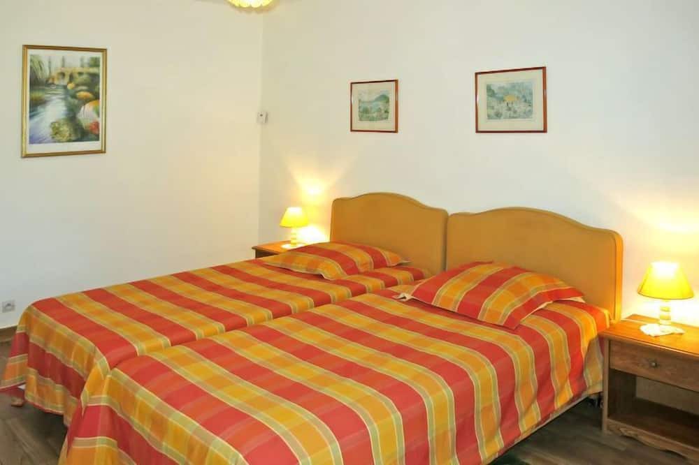 Photo of Bedroom in Monnaie
