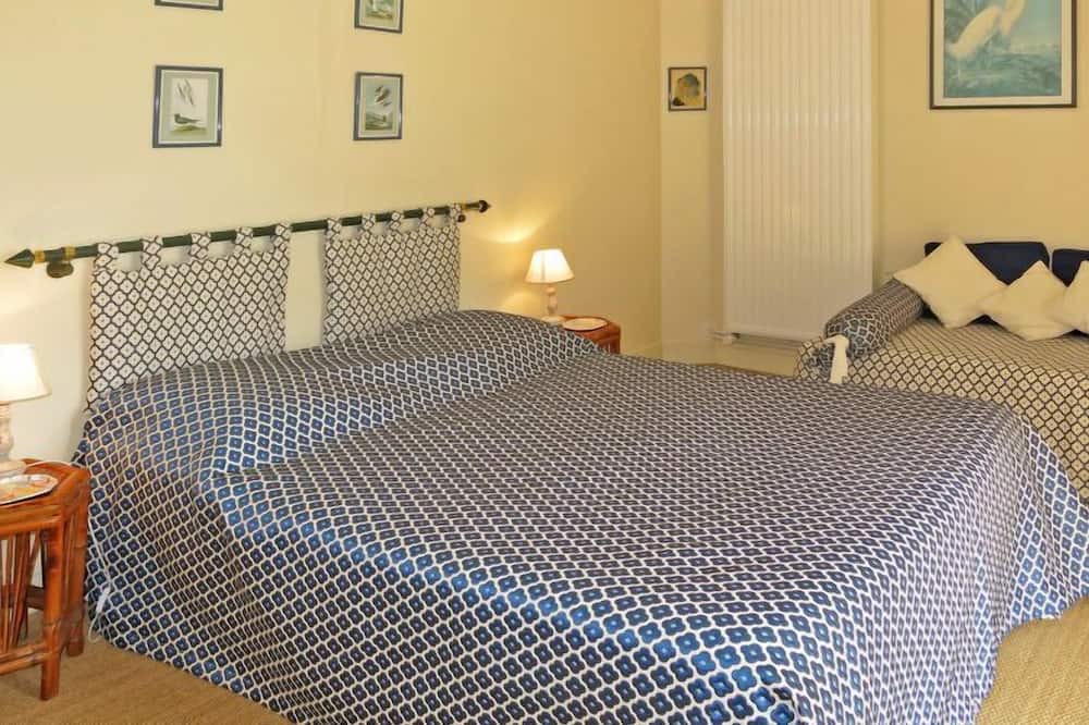 Photo of Bedroom in Monnaie