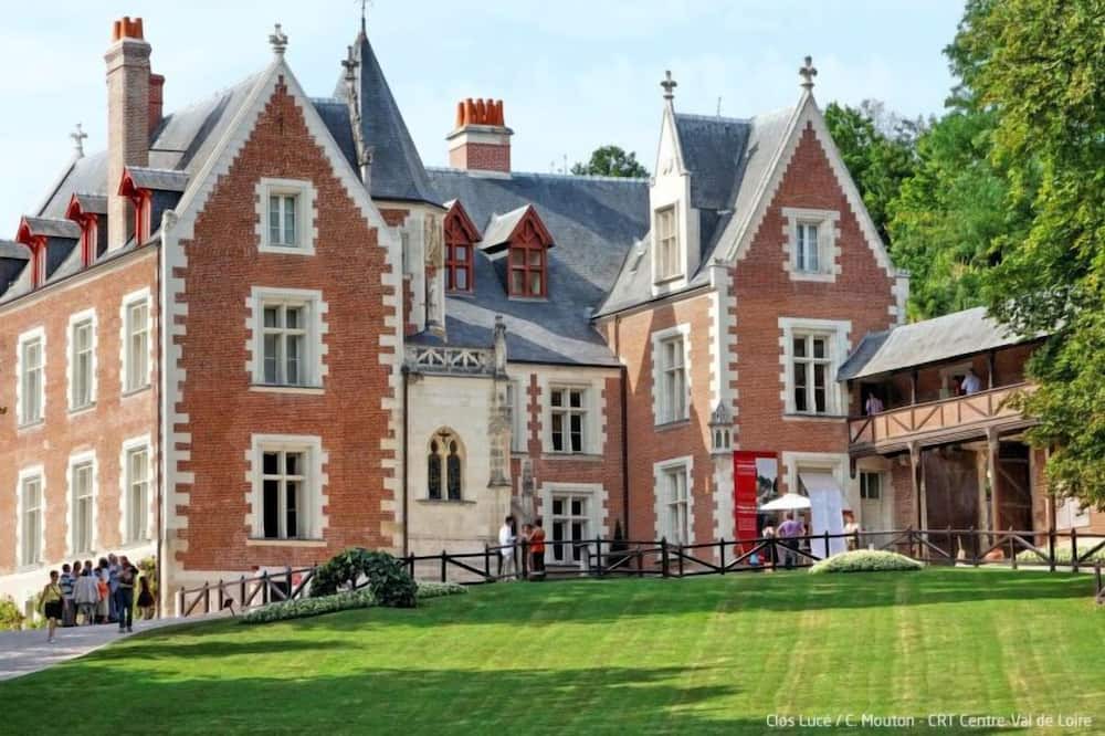 Photo of Outdoor in Monnaie