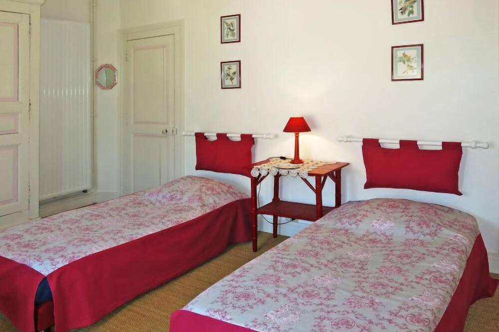 Photo of Bedroom in Monnaie