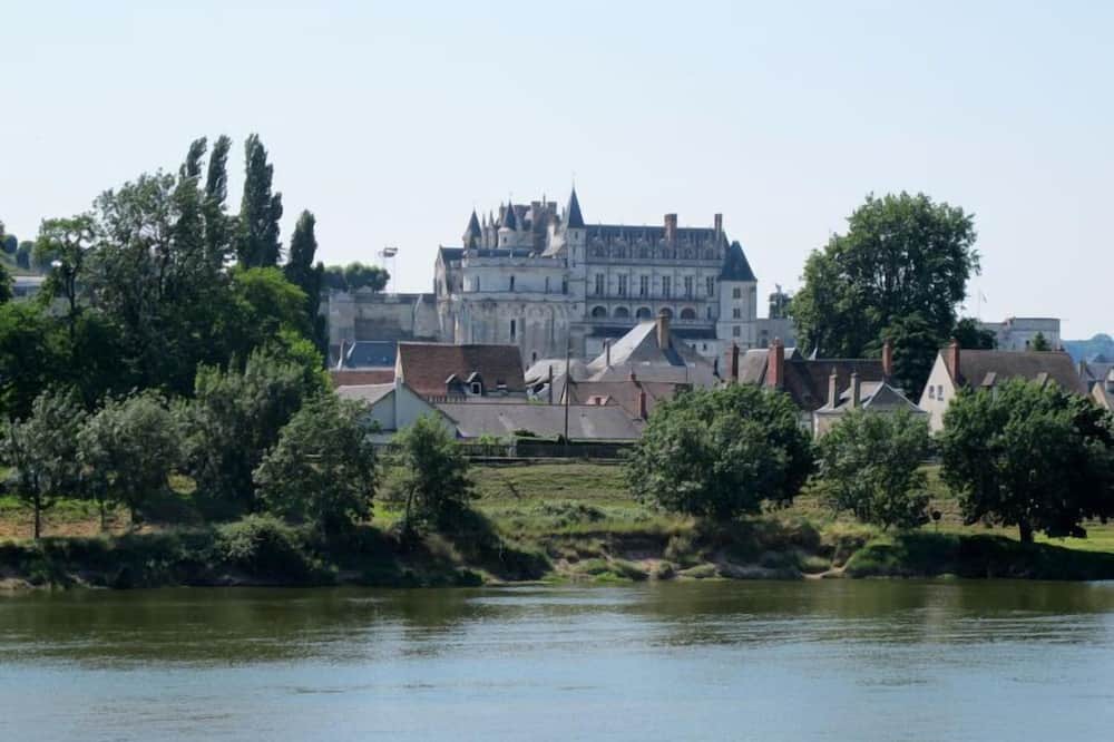 Photo of Outdoor in Monnaie