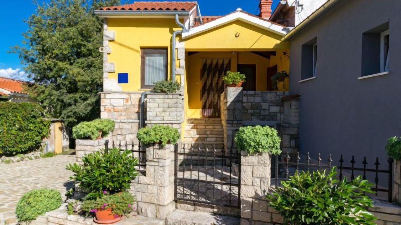 Photo of Outdoor in Pican