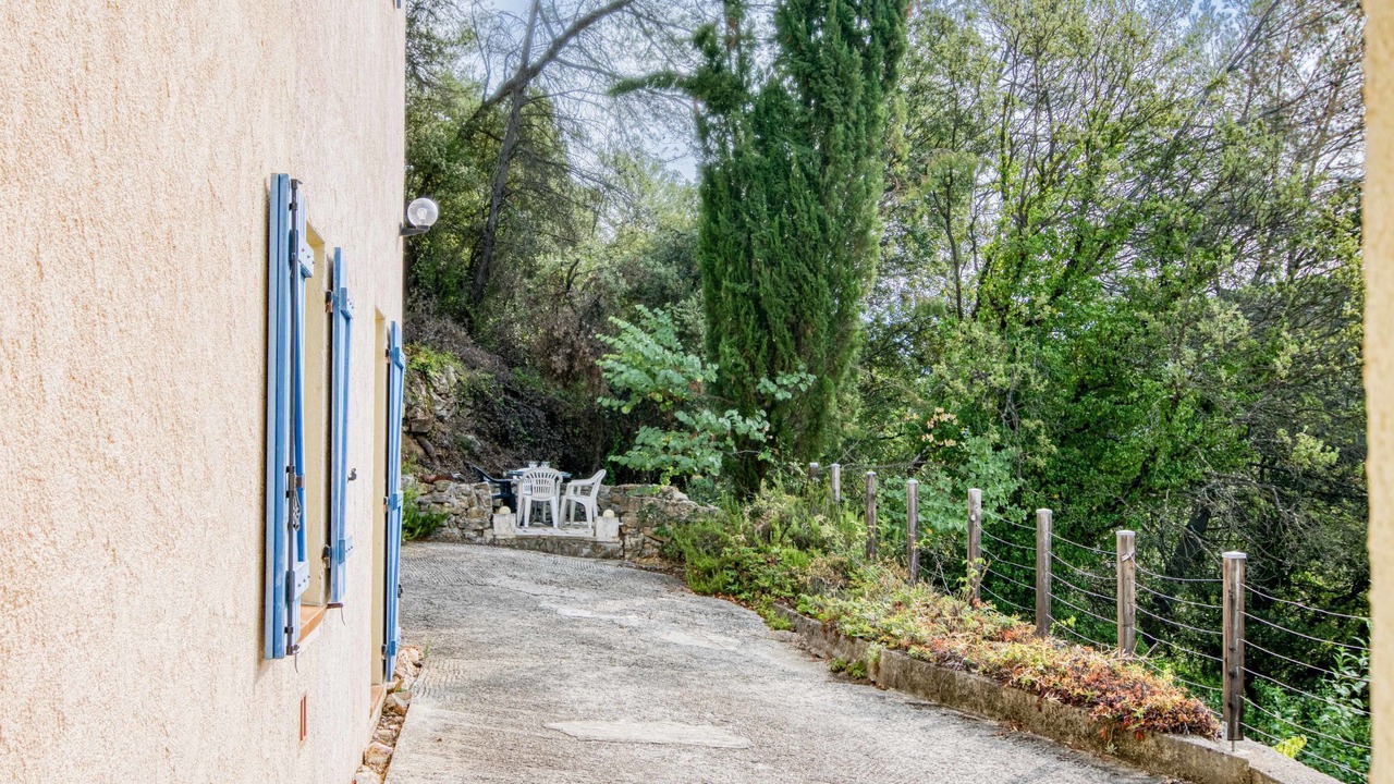 Photo of Outdoor in Chateaudouble