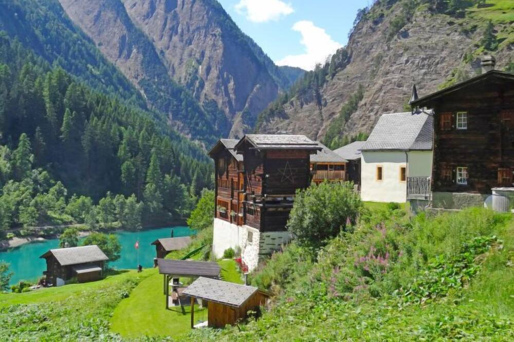 Photo of Outdoor in Ernen