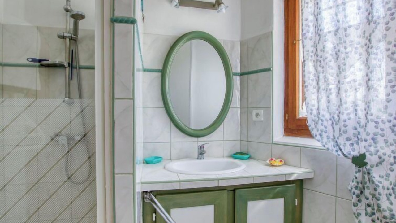 Photo of Bathroom in Le Castellet