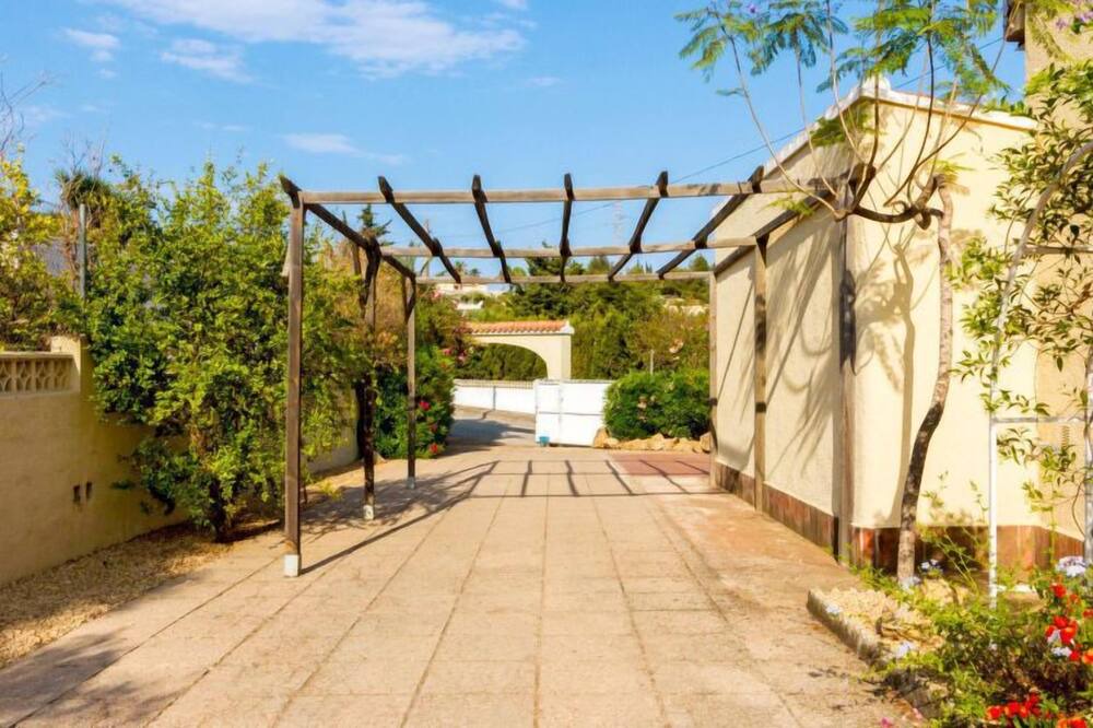 Photo of Outdoor in Empedrola