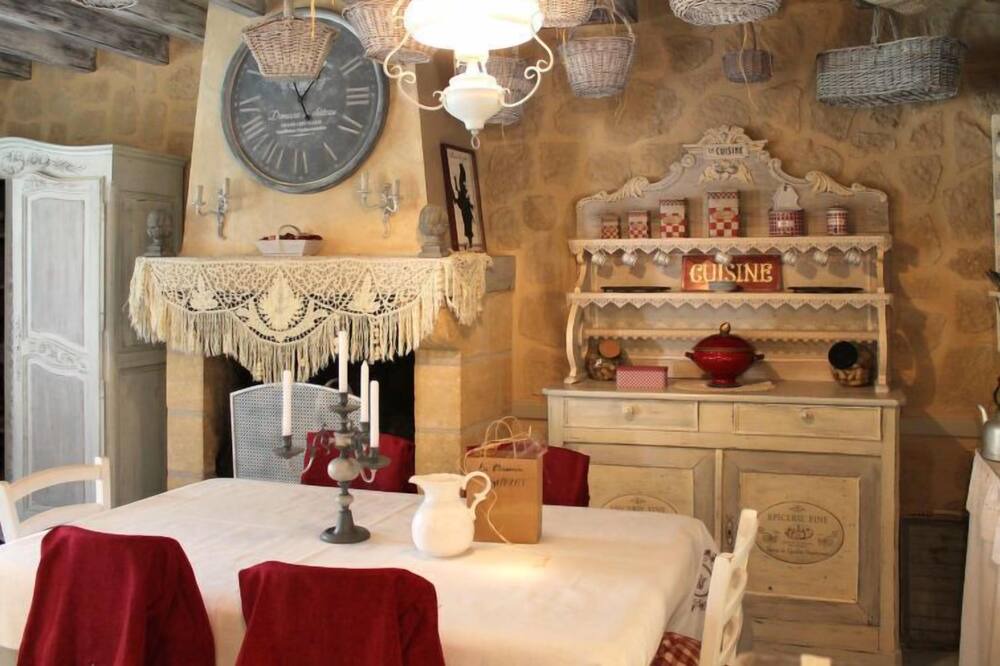Photo of Kitchen in Prats-de-Carlux
