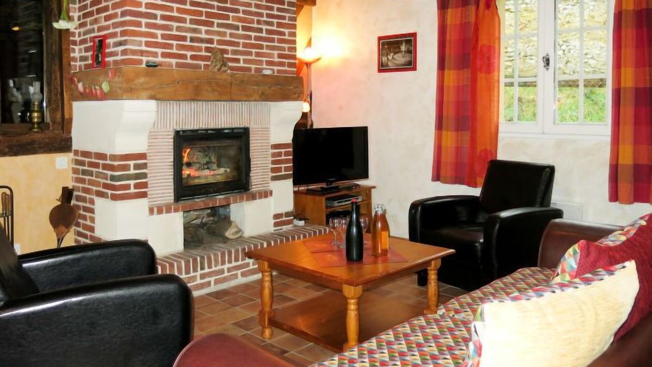 Photo of Livingroom in Courtonne-la-Meurdrac