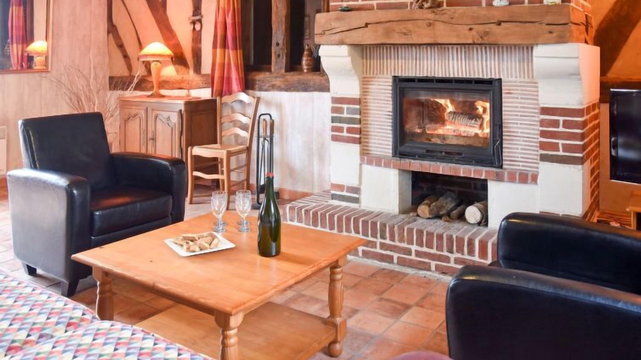 Photo of Livingroom in Courtonne-la-Meurdrac