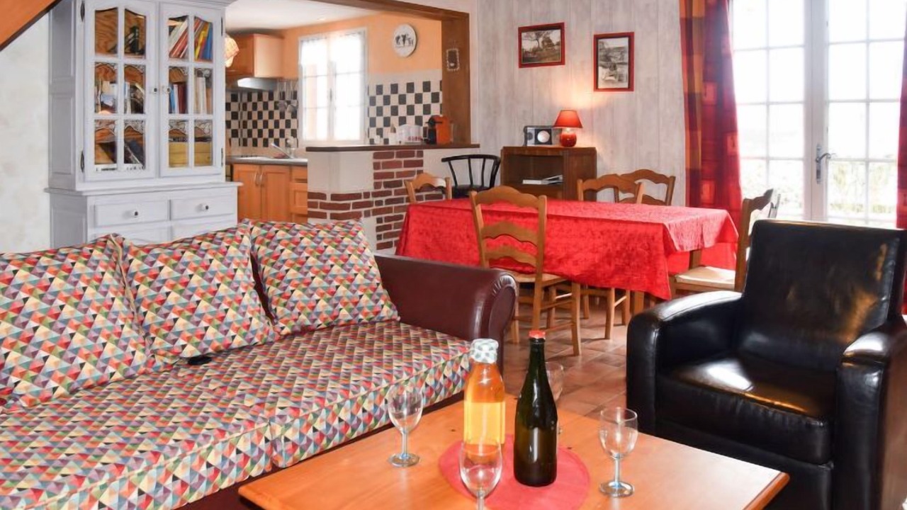 Photo of Livingroom in Courtonne-la-Meurdrac