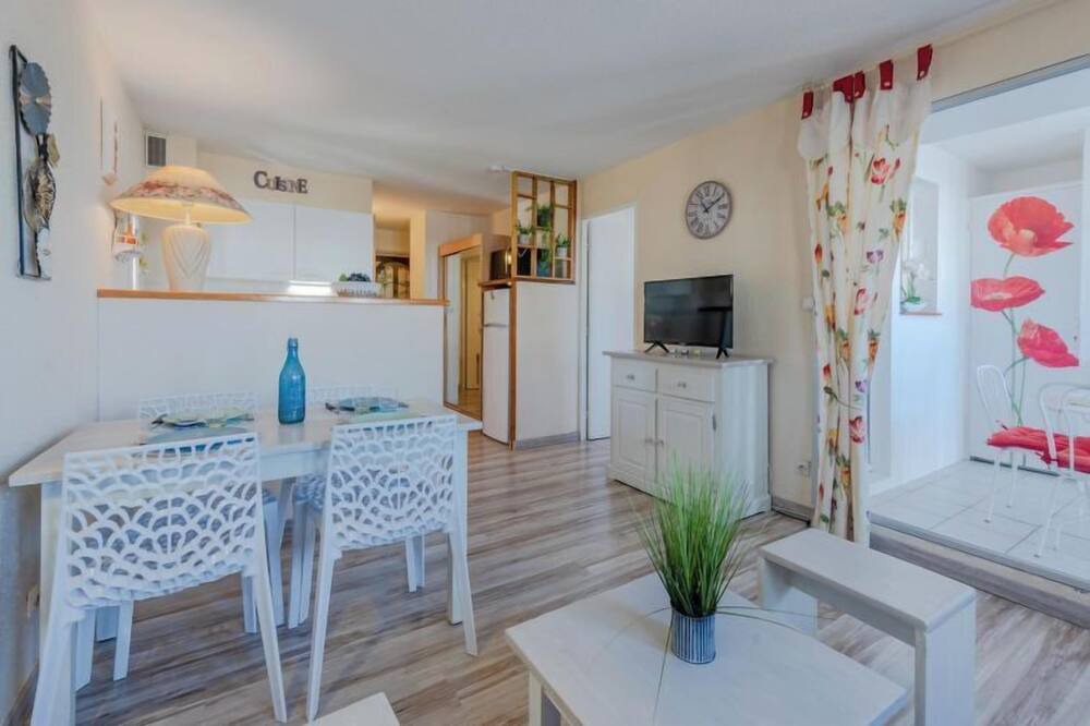 Photo of Bedroom in Le Barcares