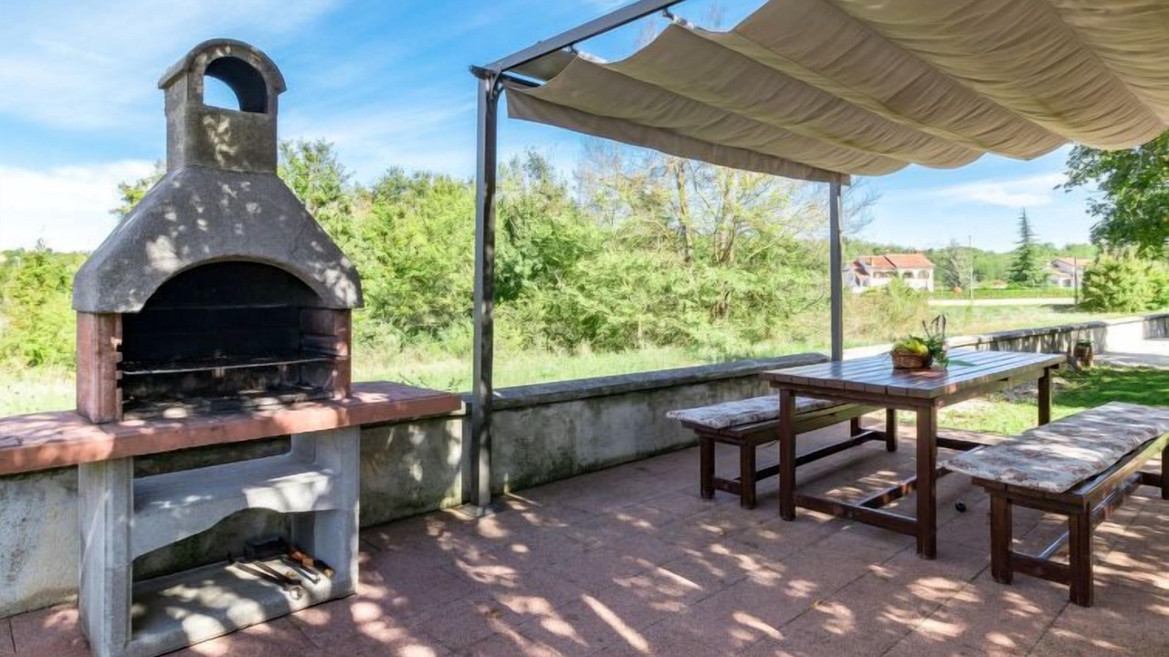 Photo of Outdoor in Skropeti