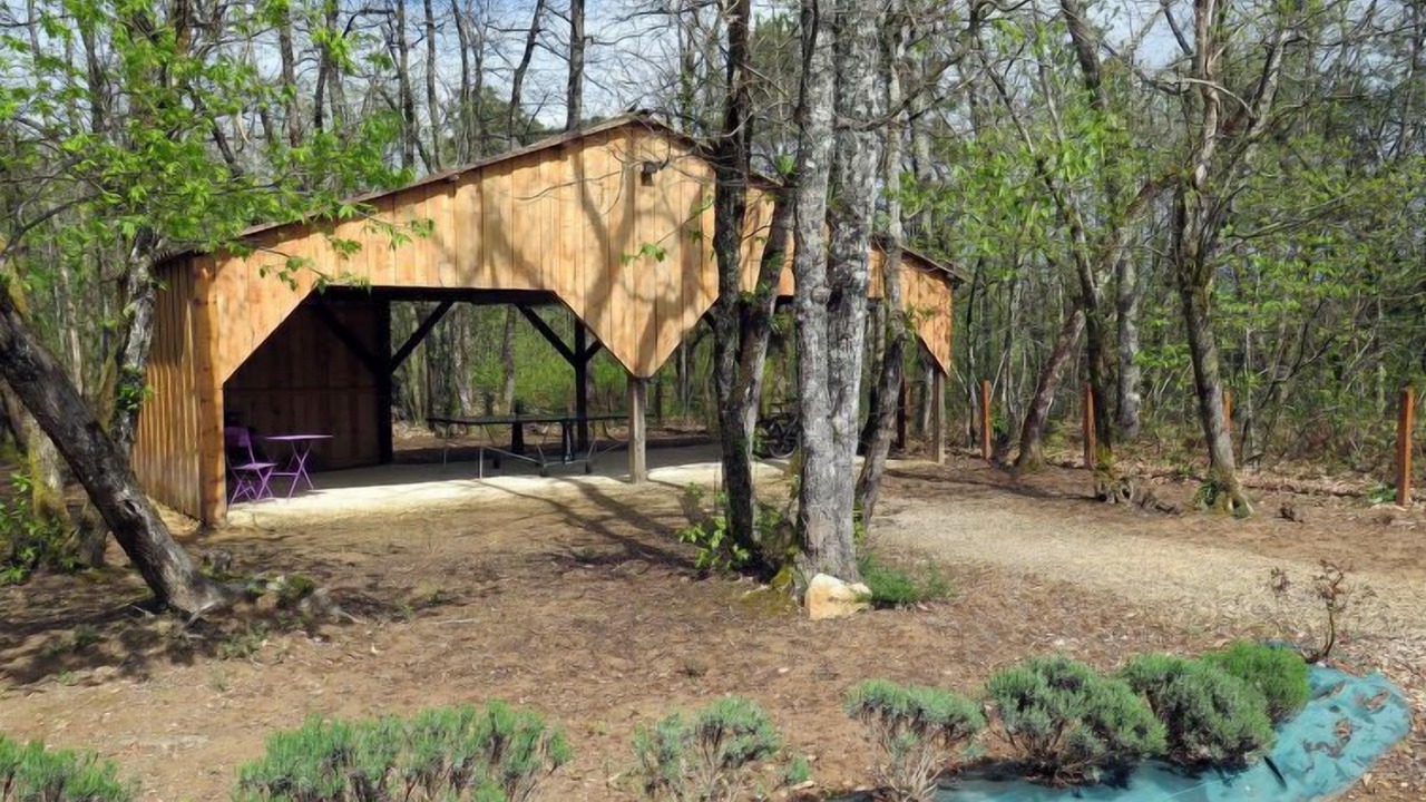 Photo of Outdoor in Blanquefort-sur-Briolance