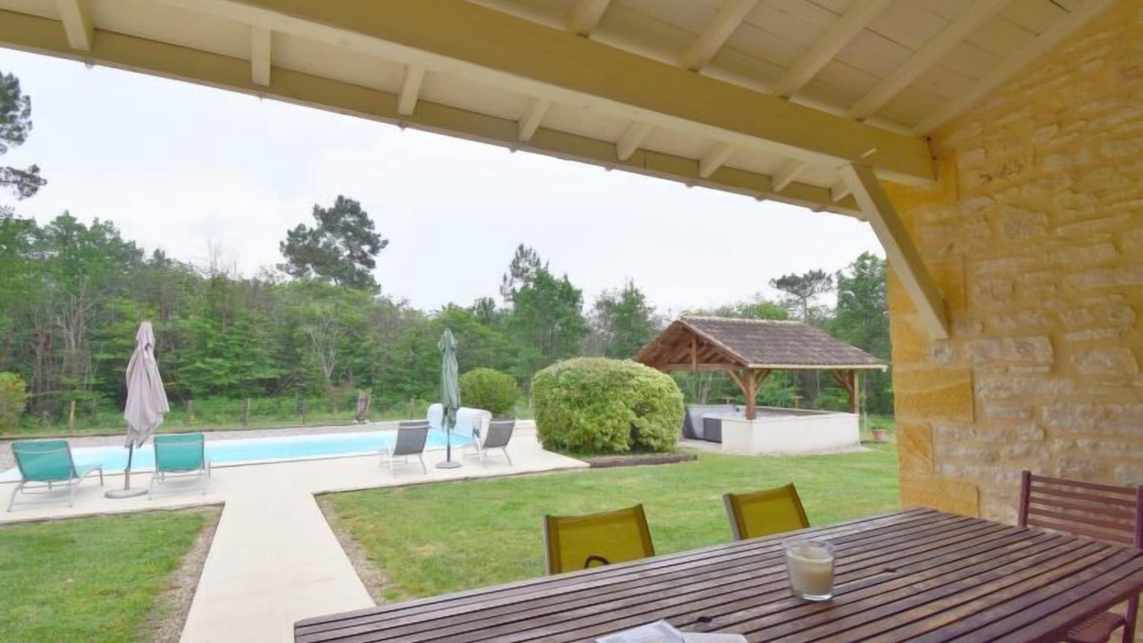 Photo of Outdoor in Blanquefort-sur-Briolance