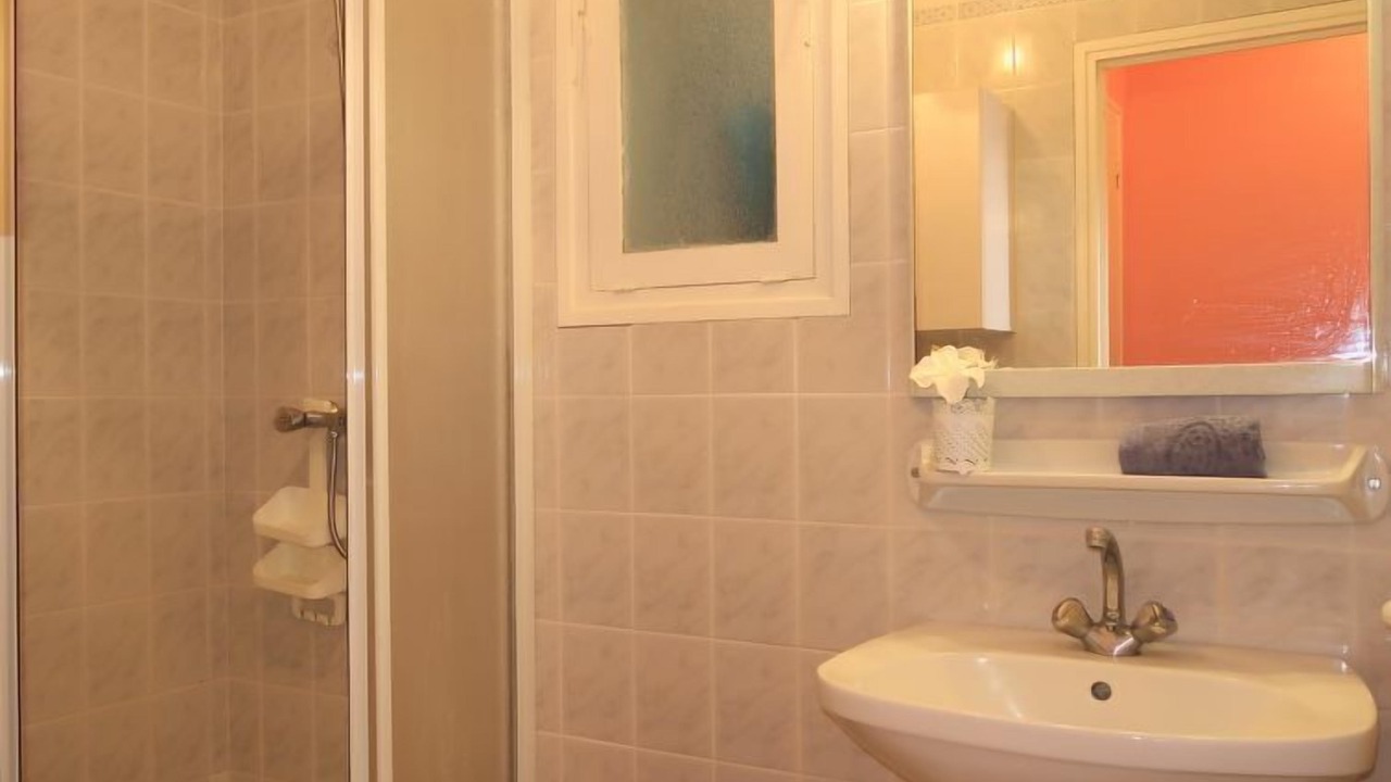 Photo of Bathroom in Ploumilliau