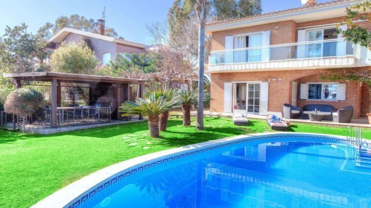 Photo of Outdoor in L Almadrava