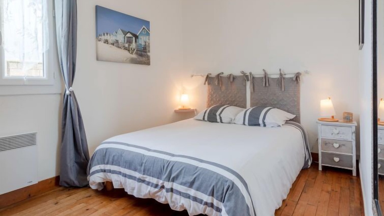 Photo of Bedroom in Anneville-sur-Mer
