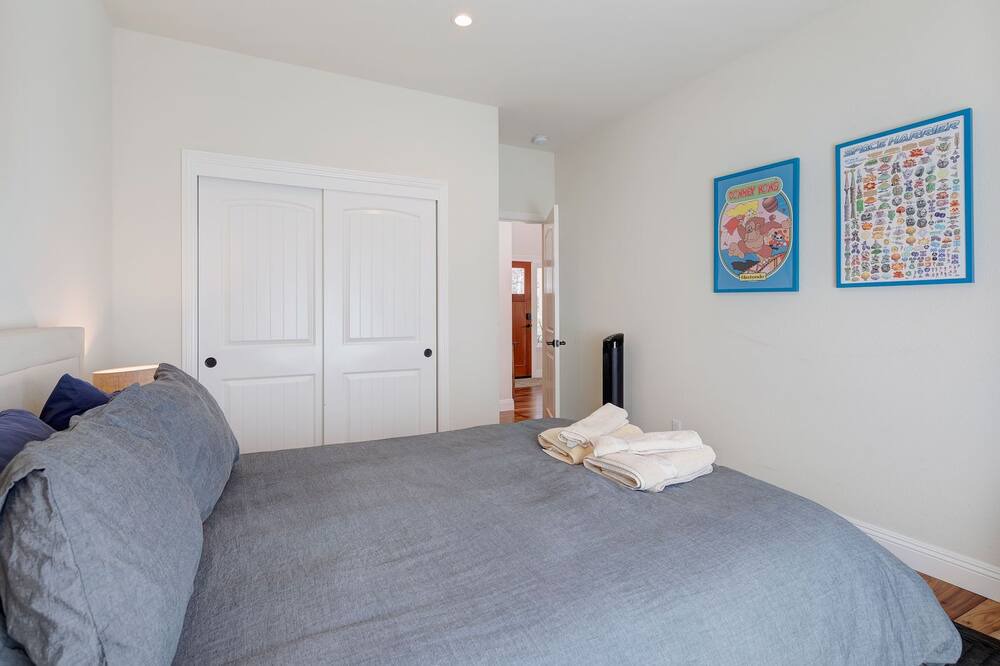 Photo of Bedroom in Freestone