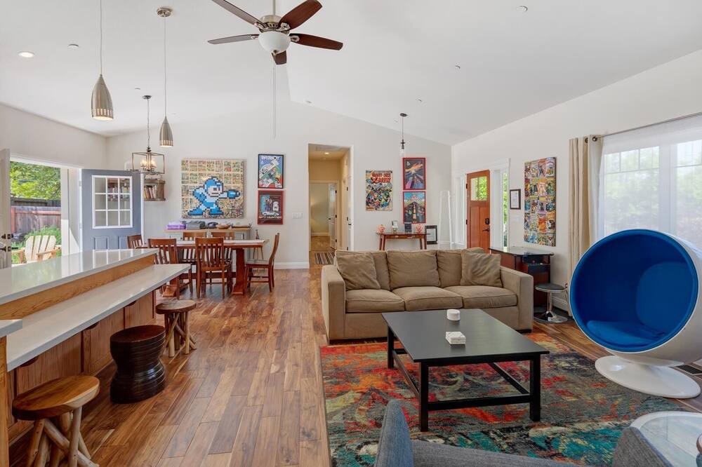 Photo of Others in Freestone