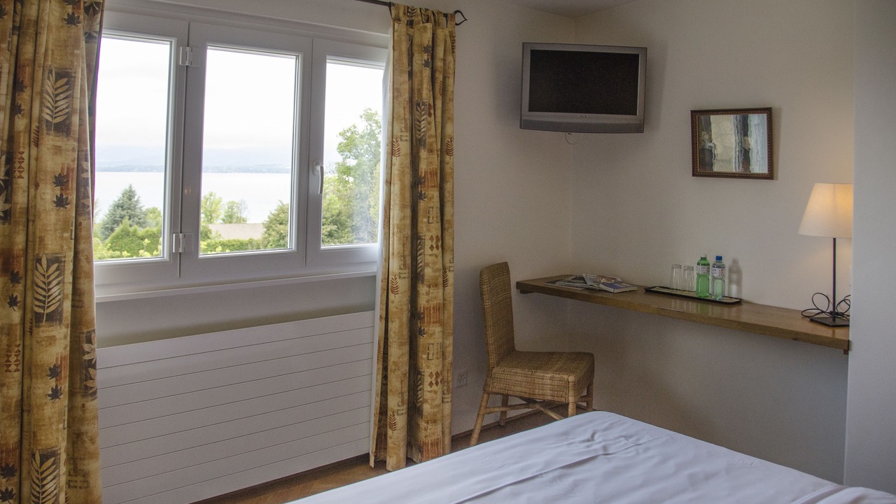 Photo of Outdoor in Dully