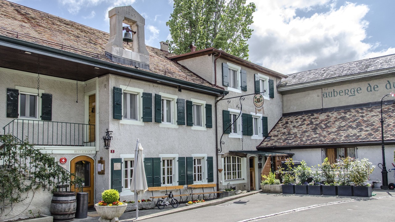 Photo of Outdoor in Dully