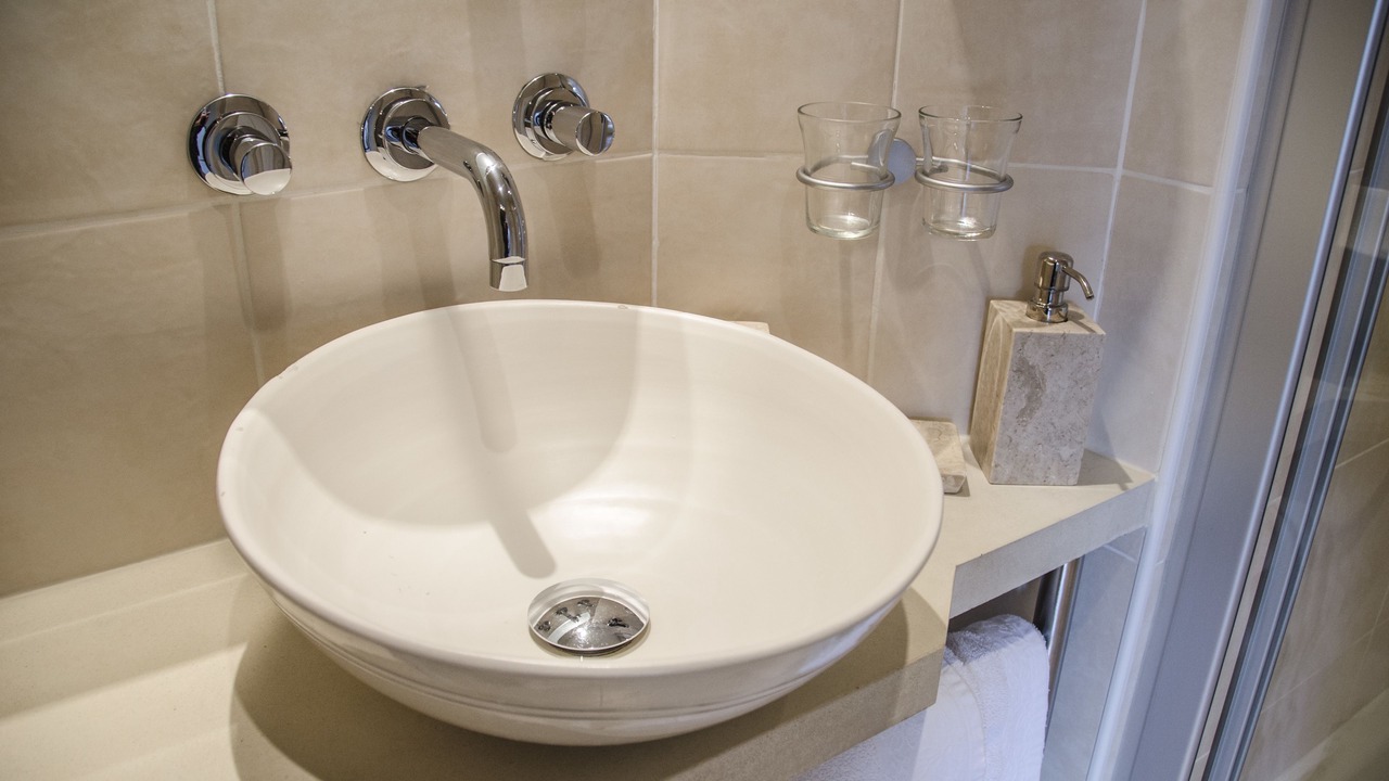 Photo of Bathroom in Dully