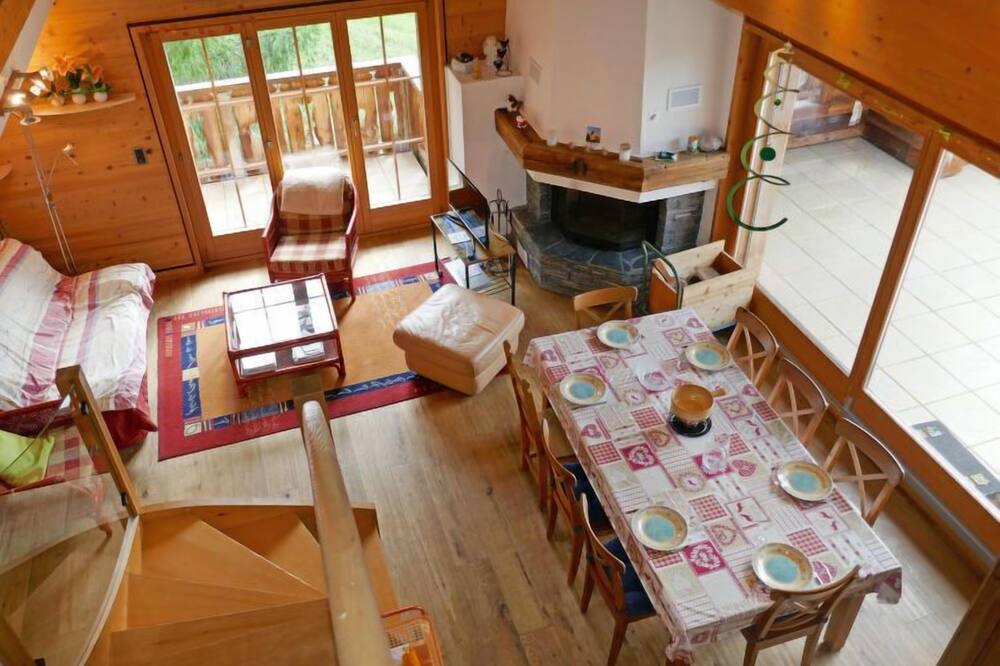 Photo of Bedroom in Saint-Pierre-de-Clages
