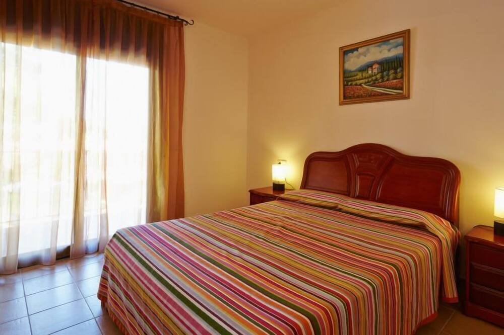 Photo of Bedroom in Pals