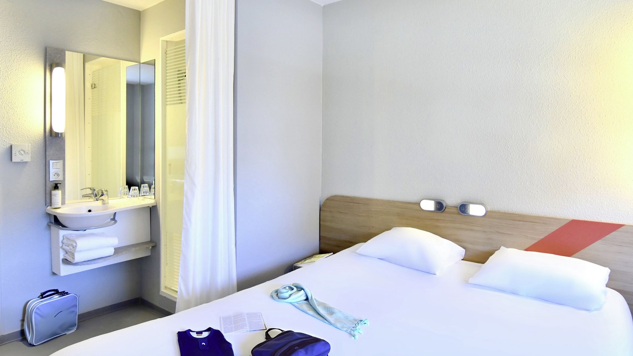 Photo of Bedroom in Reze