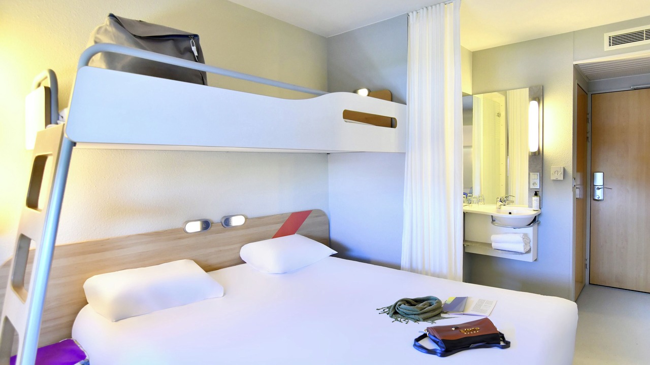 Photo of Bedroom in Reze