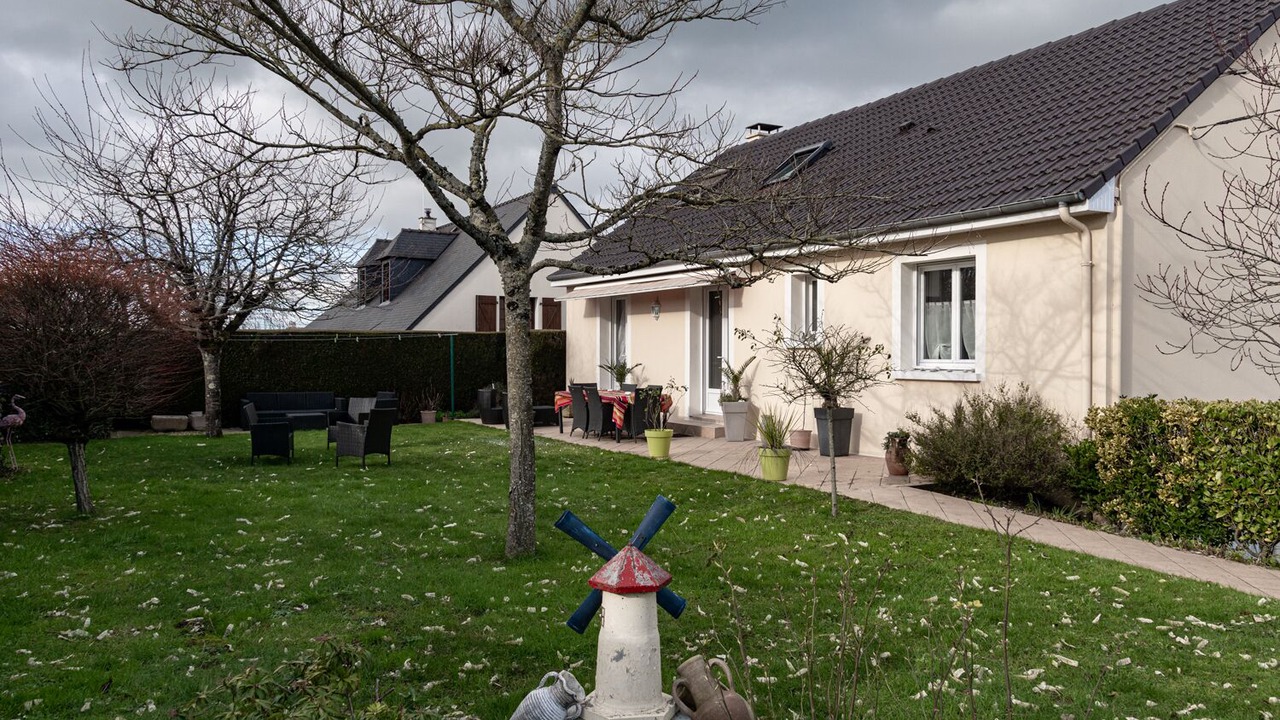 Photo of Others in Evron