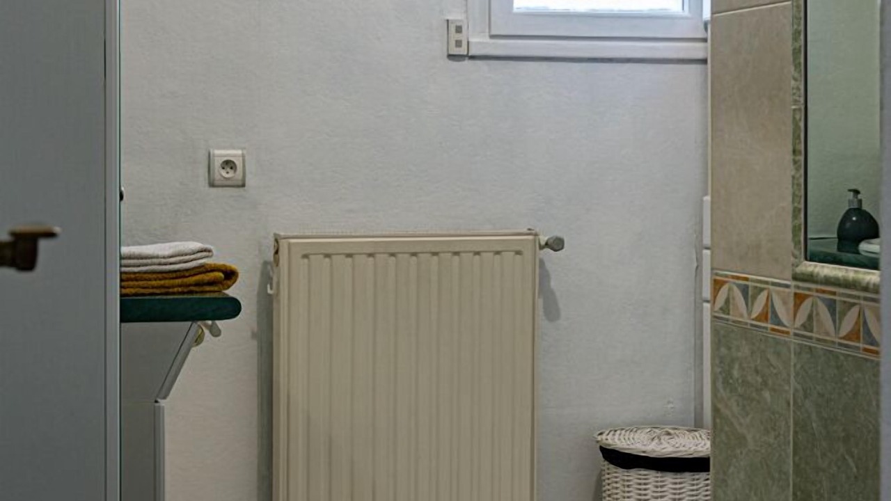 Photo of Others in Evron