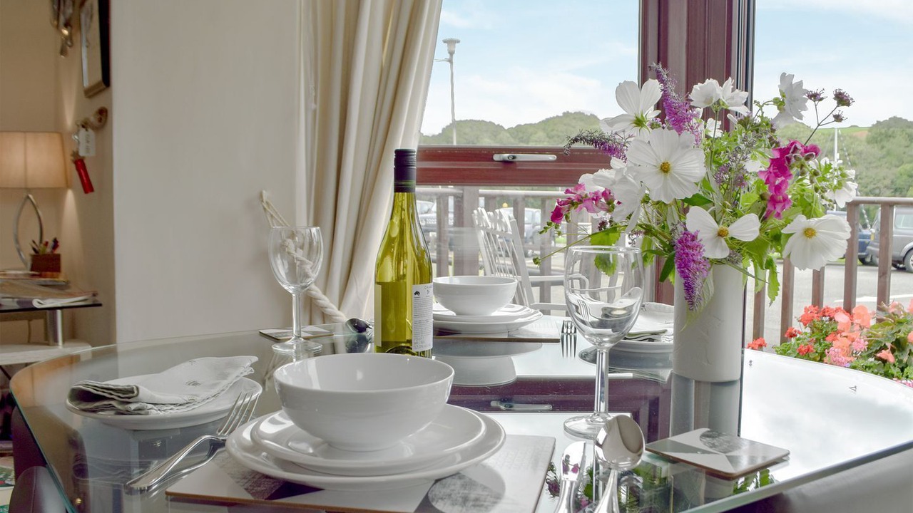 Photo of Others in Neyland