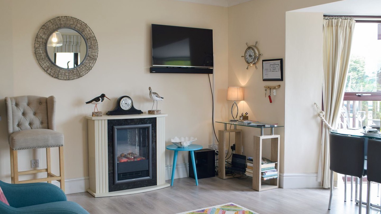 Photo of Others in Neyland