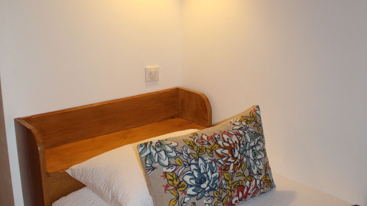 Photo of Bedroom in Saint-Beron