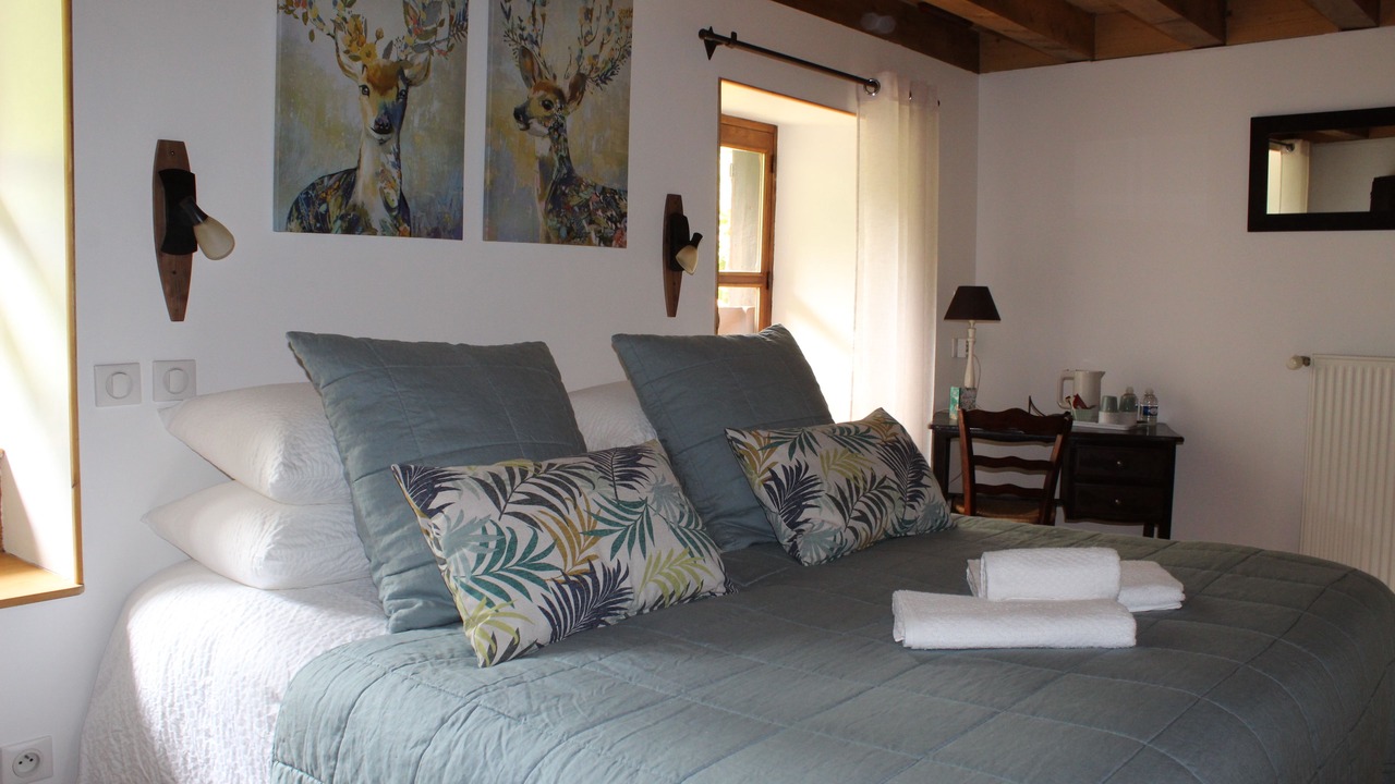 Photo of Bedroom in Saint-Beron