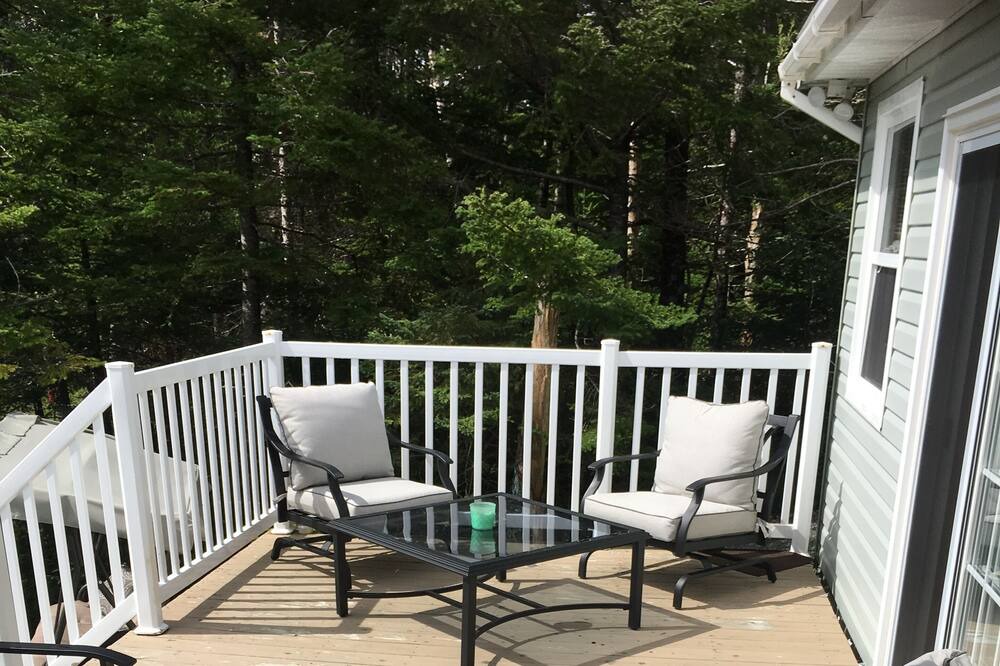 Photo of Patio Balcony in Mount Carmel-Mitchells Brook-St. Catherines
