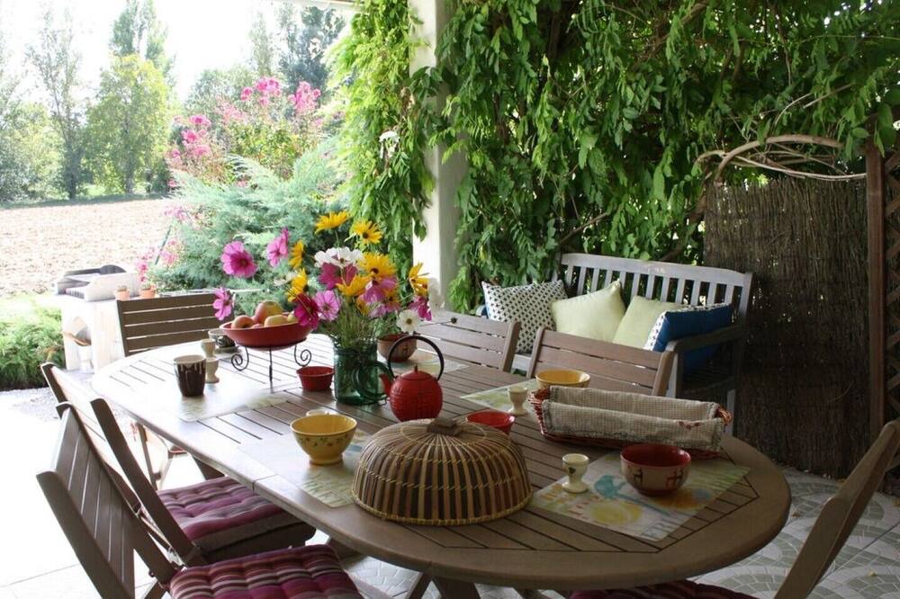 Photo of Patio Balcony in Lafrancaise
