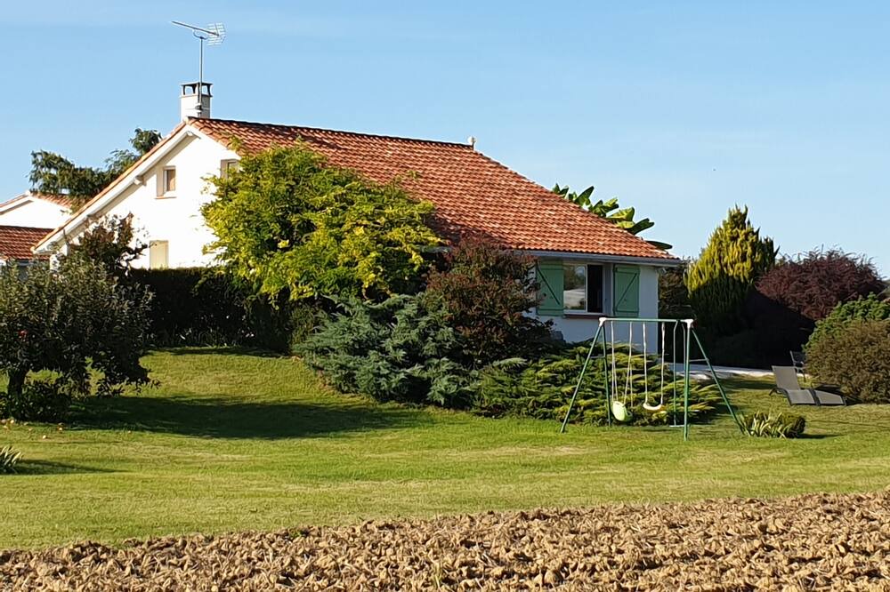 Photo of Outdoor in Lafrancaise