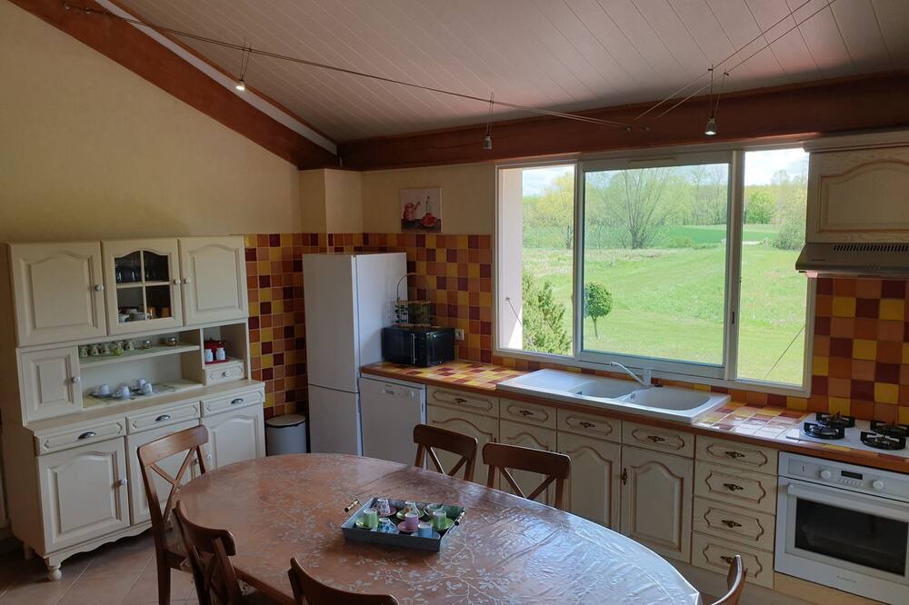 Photo of Kitchen in Lafrancaise