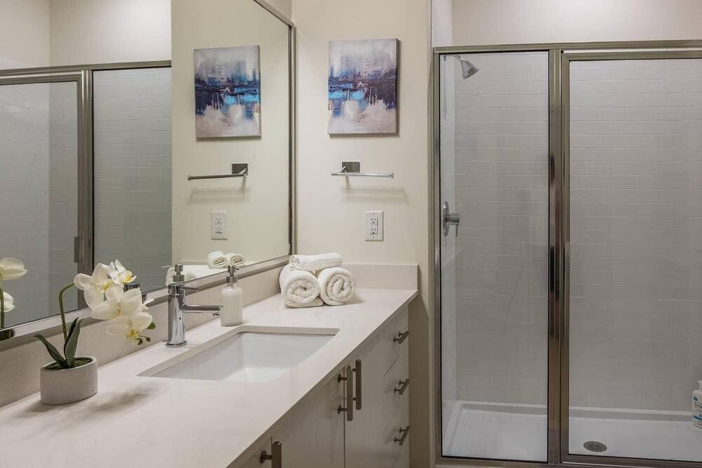 Photo of Bathroom in Butchertown