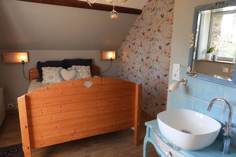 Photo of Bedroom in Rousies