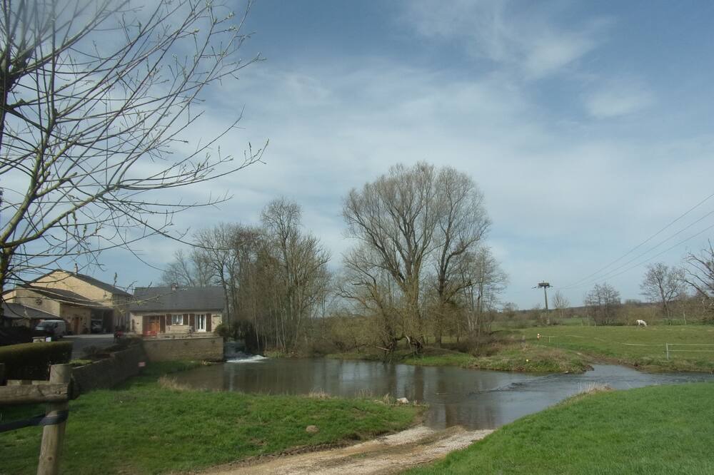 Photo of Outdoor in Haudrecy