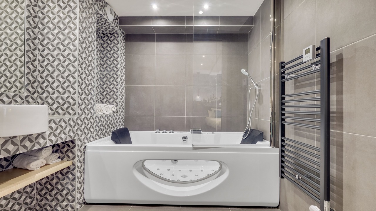 Photo of Bathroom in Quartier de la Porte-Saint-Denis