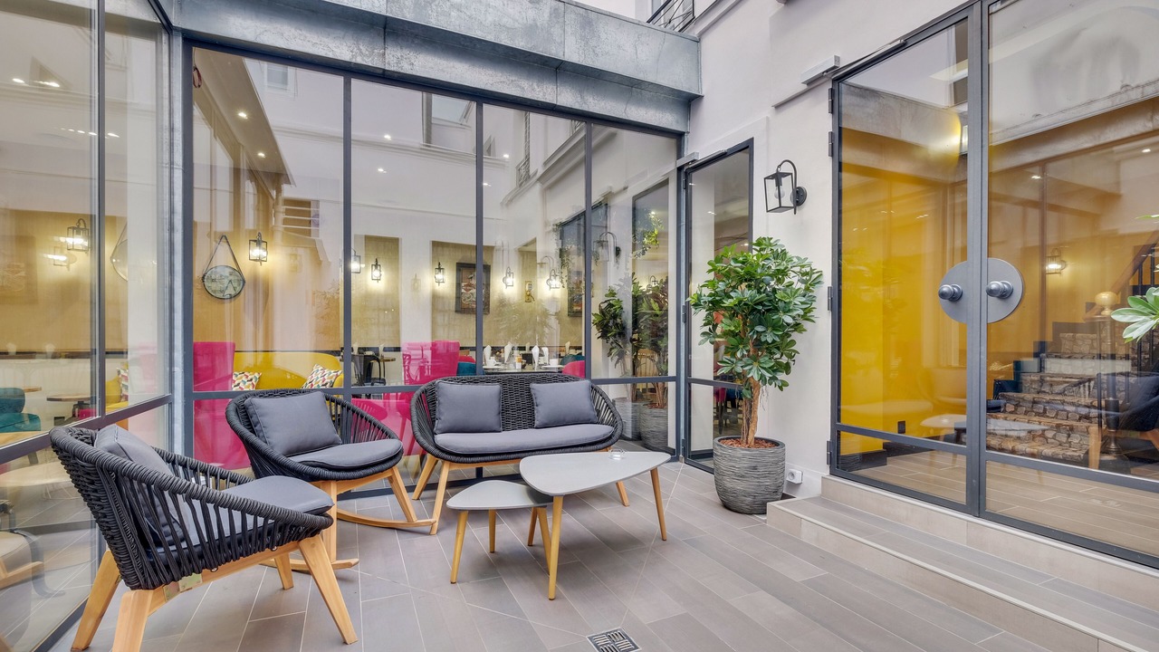 Photo of Patio Balcony in Quartier de la Porte-Saint-Denis
