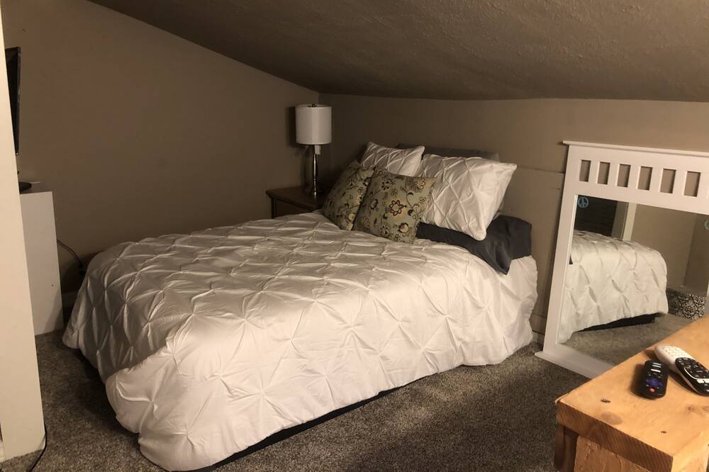 Photo of Bedroom in Pelsor