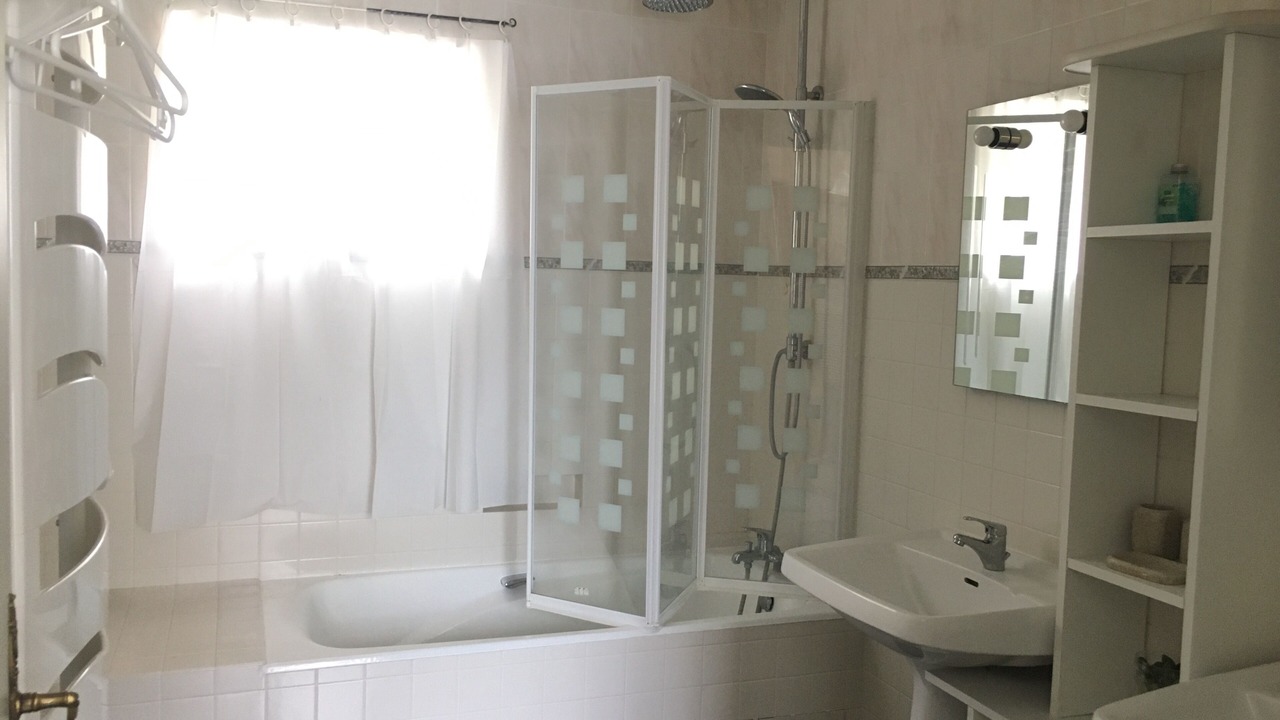 Photo of Bathroom in Haget